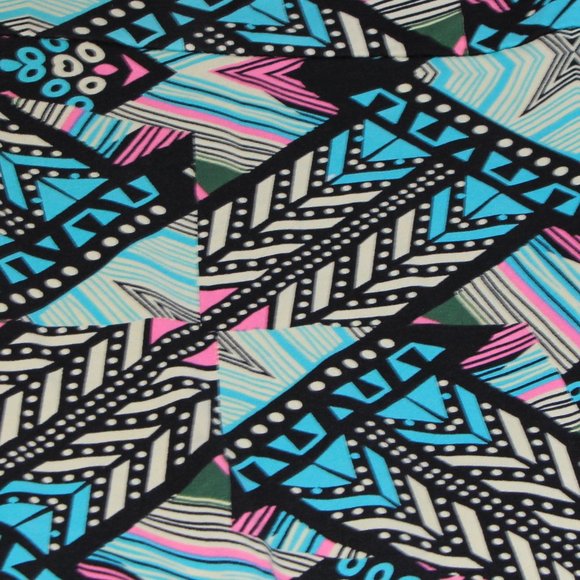 Aztec Maxi Dress with High Slit - Picture 4 of 6